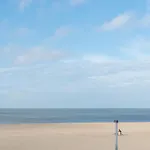 In With Sea Views דירה
