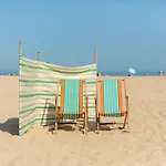 דירה In With Sea Views