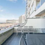 In With Sea Views * אוסטנדה