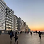 דירה In With Sea Views אוסטנדה