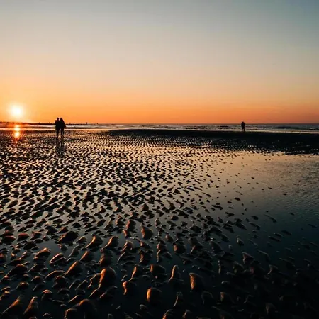 דירה In With Sea Views *